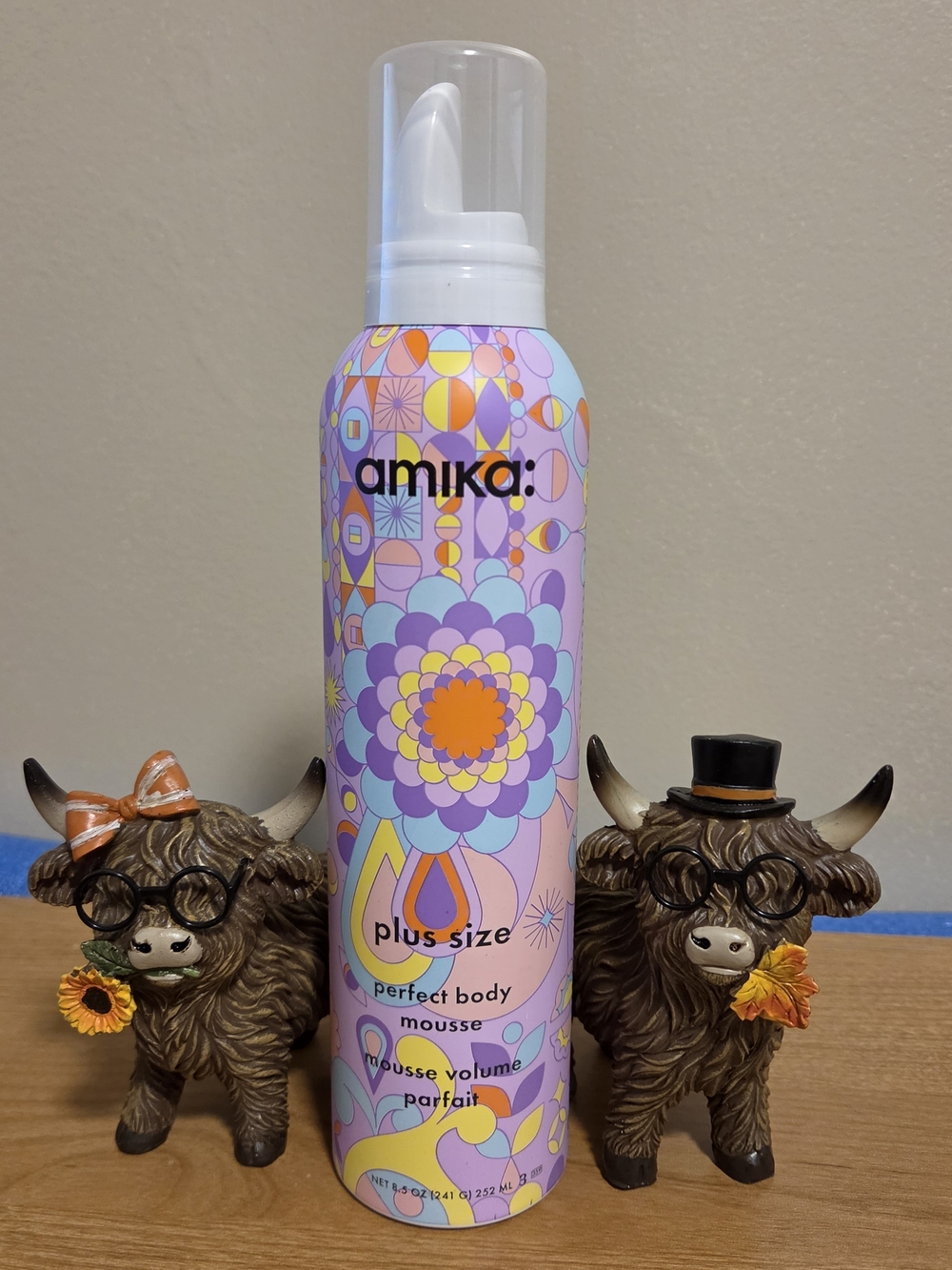 amika Plus-Size Mousse